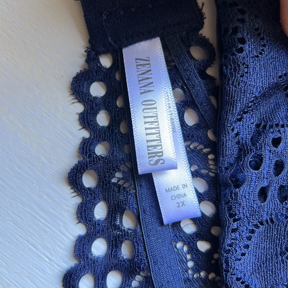 PLUS NAVY LACE HALTER STRETCH BRALETTE size 2X New - Picture 10 of 16